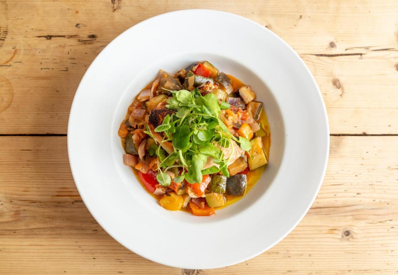 Five Bells Inn, Wrentham 외부 사진