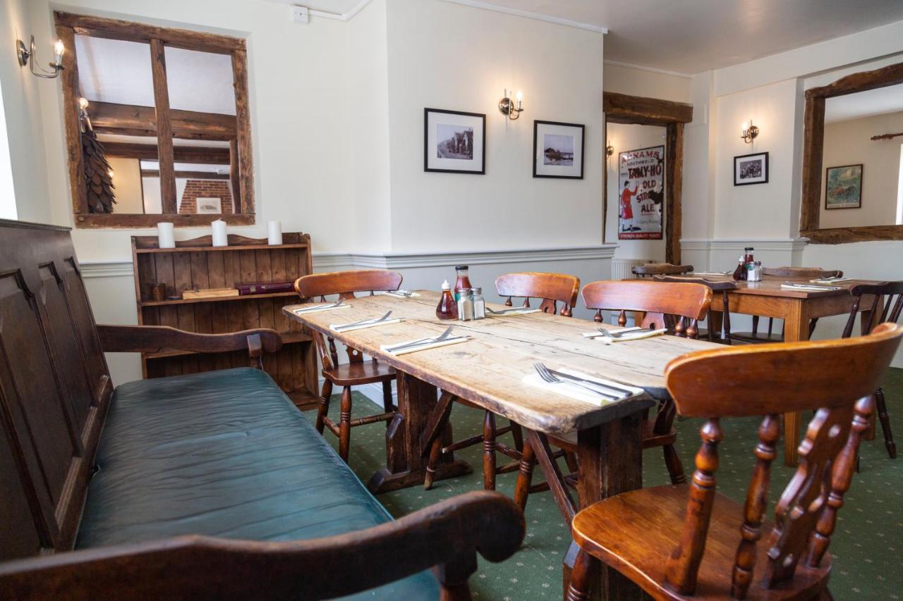 Five Bells Inn, Wrentham 외부 사진